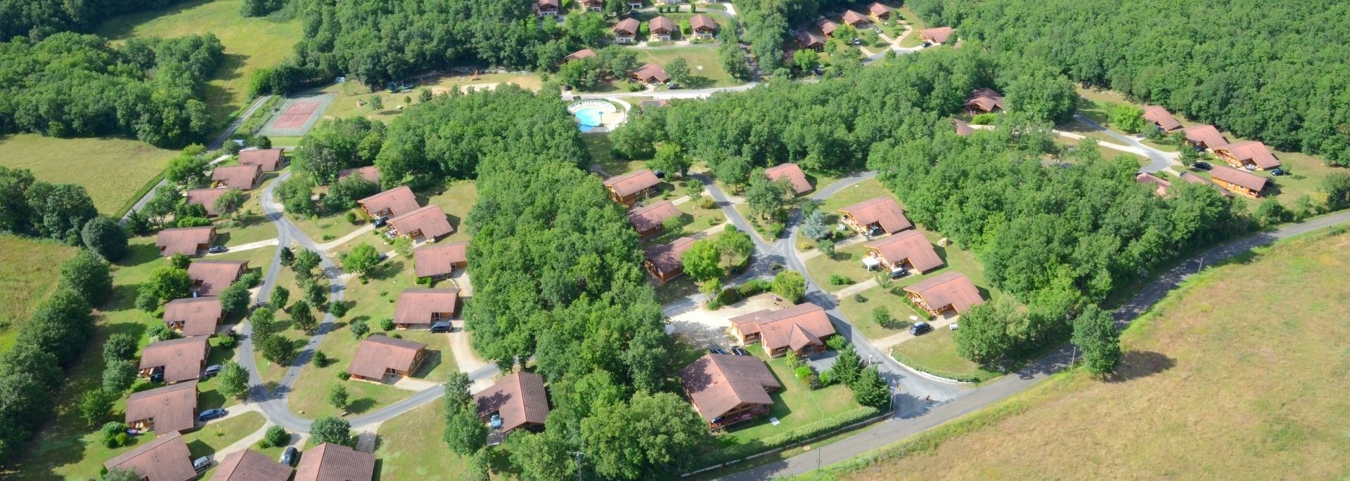 Village du Soleil vanuit de lucht.jpg